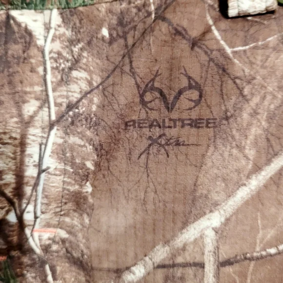 Under Armour Women's Realtree camouflage hunting pants size 8 - Picture 5 of 12